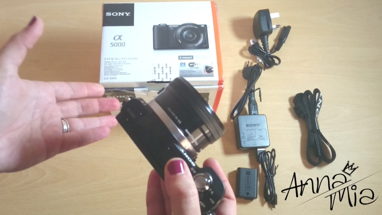 Sony A5000- unboxing από το Annamia.gr