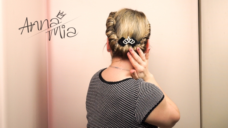 Ρομαντικό Χτένισμα - Romantic updo tutorial